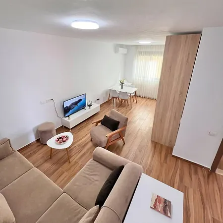 Waterbom By Adriatic Living Apartament Durrës